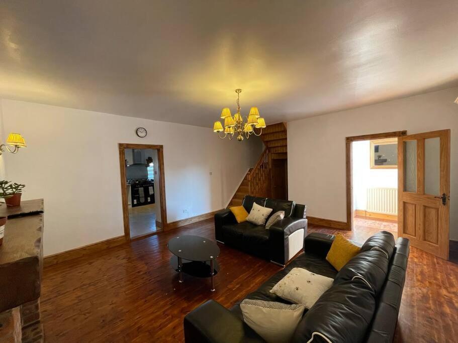 Park Terrace Professional Let Villa Bedlington Bagian luar foto